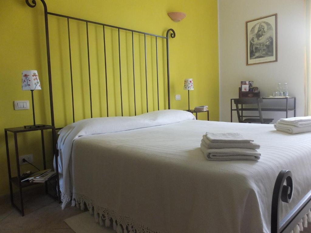 Cascina Antonini Guest House Foligno Ruang foto